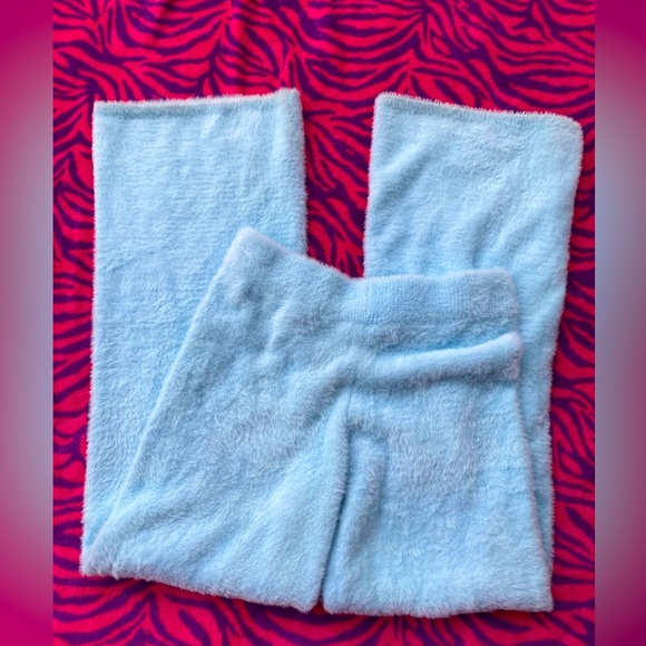 F21 baby blue fuzzy pants - Picture 1 of 8